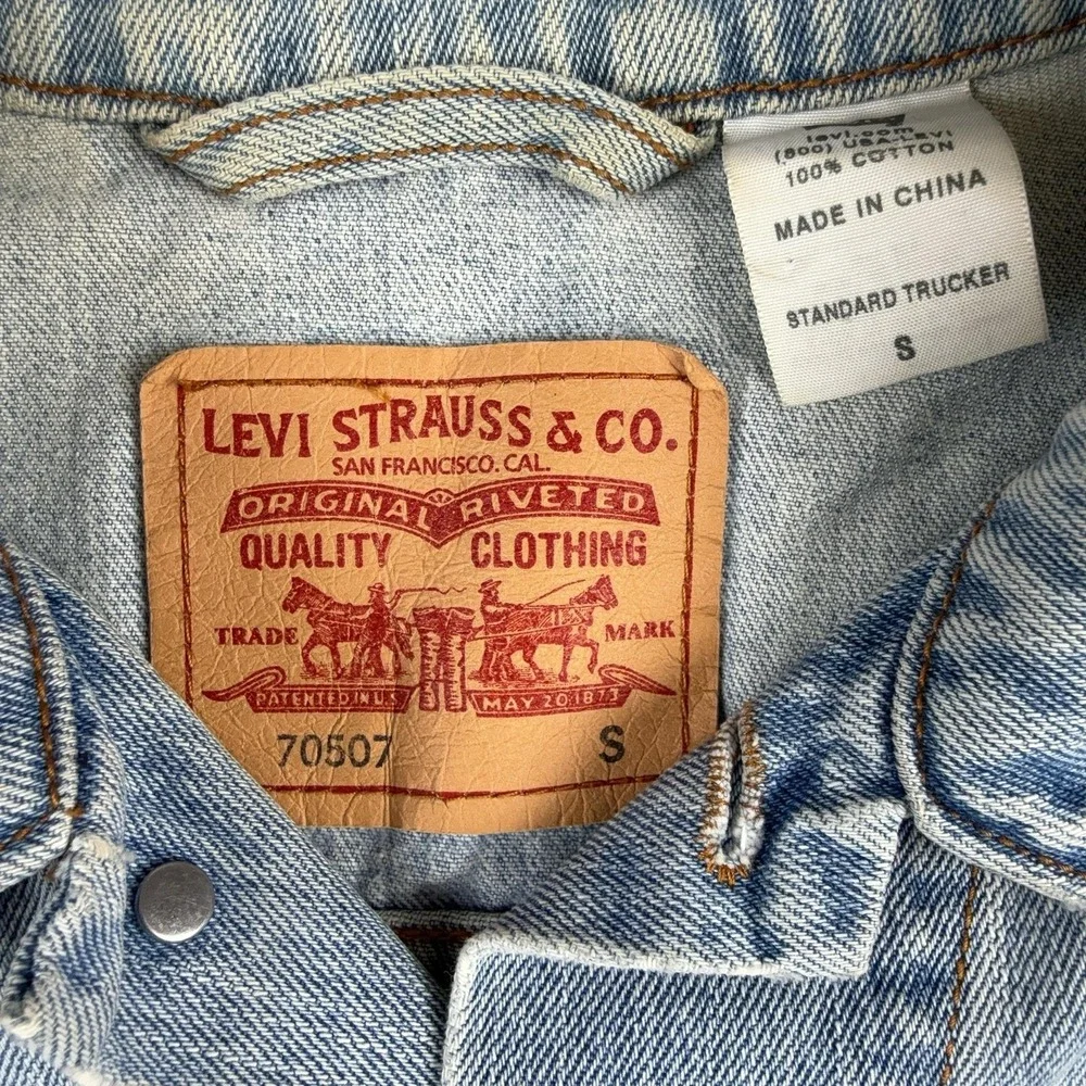 Levis Trucker Jacket Mens Small Blue Denim Standard 70507 Southwestern Deer